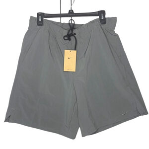 NWT Nike Unlimited Dri-Fit Embroidered Swoosh 9’ Short